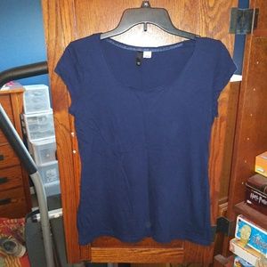 H&M navy blue t-shirt size 12